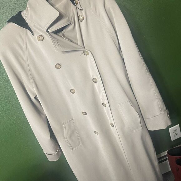 nwot Brem Rainwear tan raincoat trench coat size 8 - Picture 6 of 6